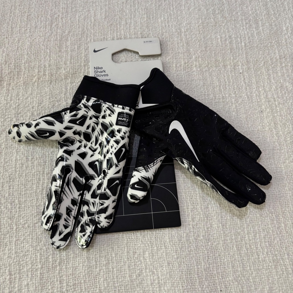 Nike Shark Youth Football Gloves Black White N1000844-041 Size S/M